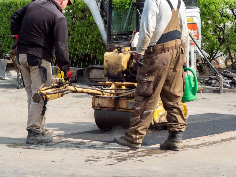 Asphalt Paving Costs in Cedar Rapids, IA (2024 Guide), asphalt paving and sealcoating in Cedar Rapids, IA