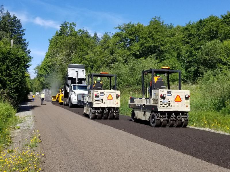 Asphalt paving and sealcoating job near Lisbon, IA